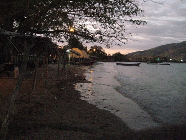 Остров Илса дель Тигре HR4/DL5YWM DX Новости  Остров Илса дель Тигре HR4/DL5YWM DX Новости