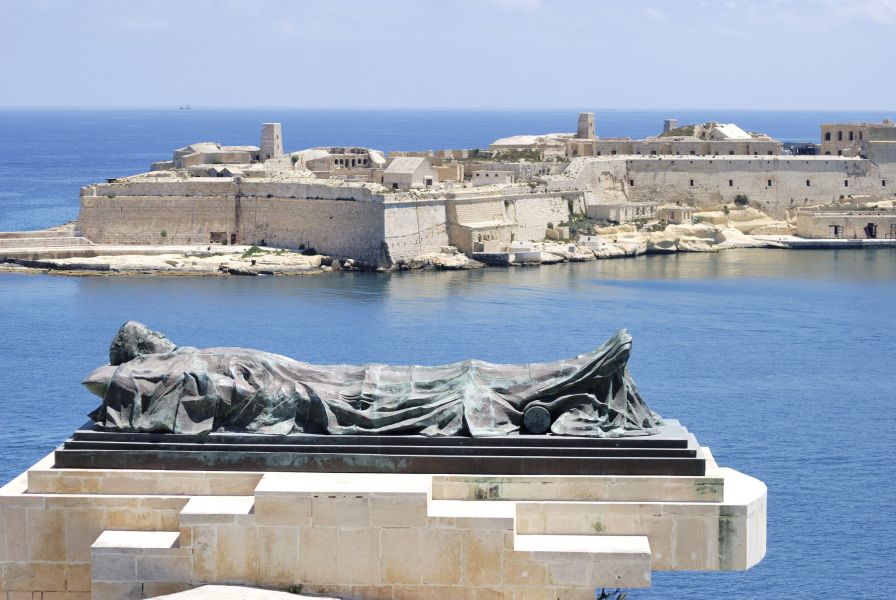 Malta 9H3G DX News Valletta.