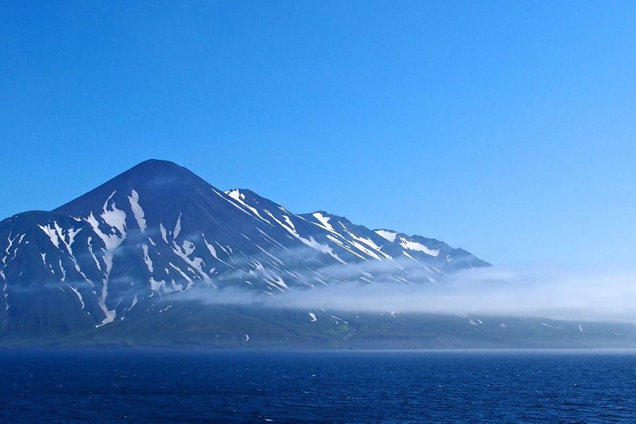 Остров парамушир курильские острова фотографии