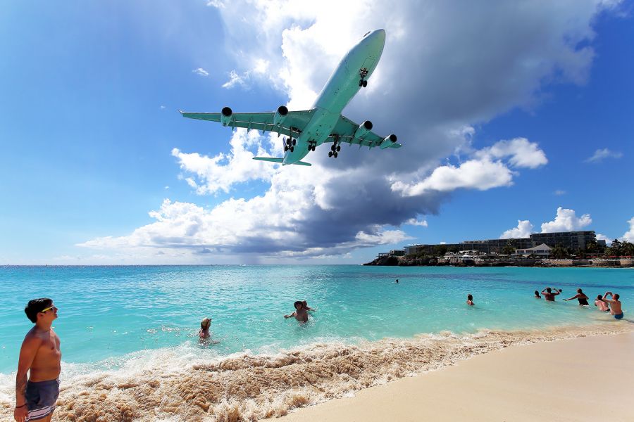 Sint Maarten PJ7/HB9EYA Tourist attractions spot Air France Maho Beach. Sint Maarten PJ7/HB9EYA Tourist attractions spot Air France Maho Beach.
