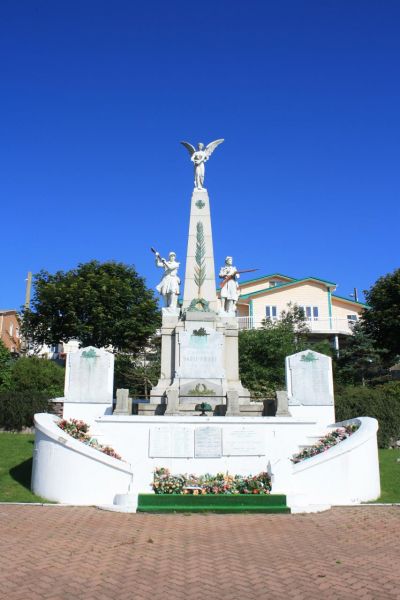 Острова Сен Пьер и Микелон TO5FP Туристические достопримечательности Монумент посвященный I Мировой войне. Острова Сен Пьер и Микелон TO5FP Туристические достопримечательности Монумент посвященный I Мировой войне.