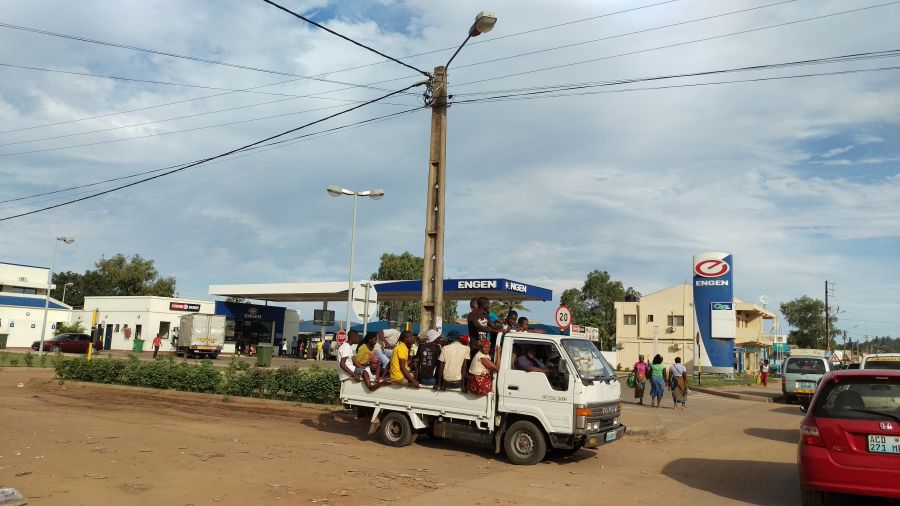 Мозамбик На улицах Хаи Хаи. Мозамбик На улицах Хаи Хаи.