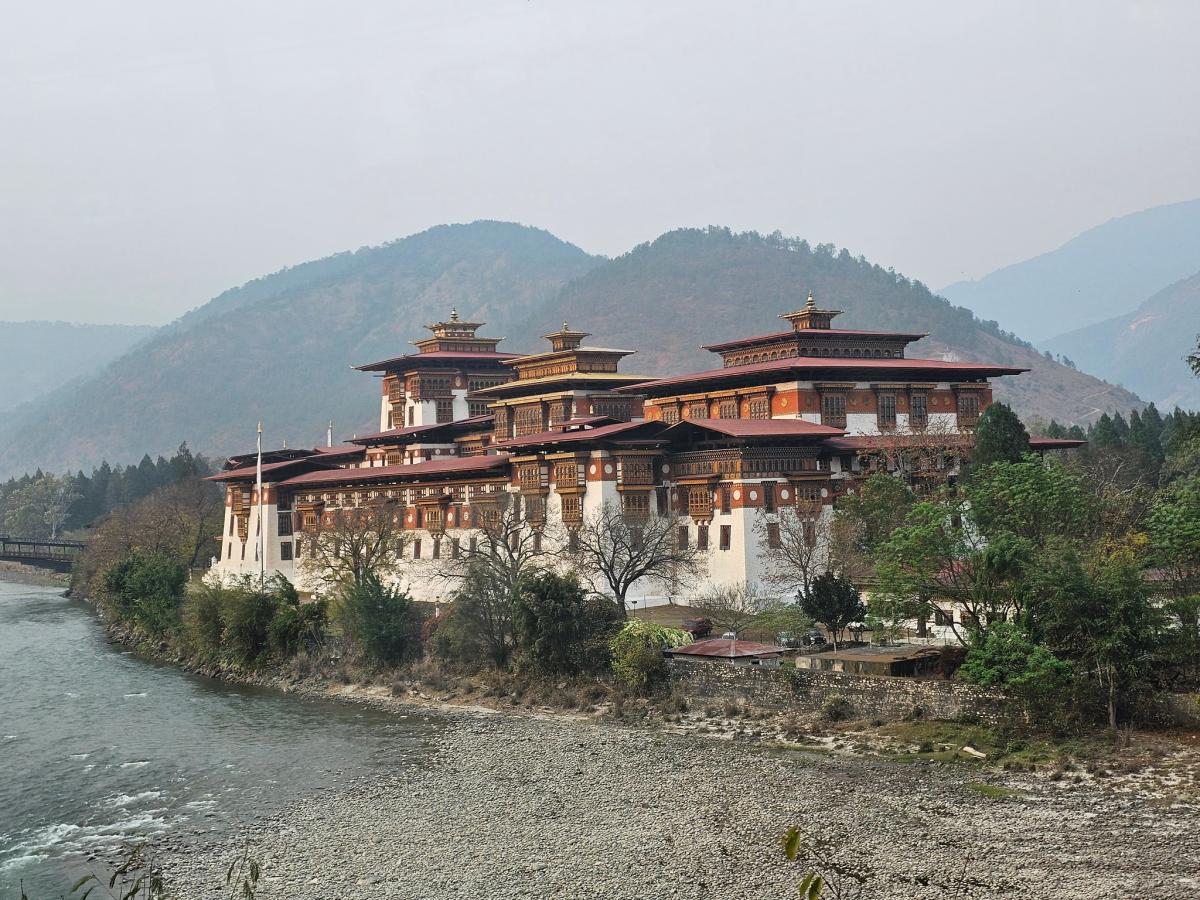 A52G Bhutan DX News A52G Bhutan DX News