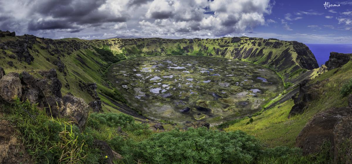CE0Y/VE7ACN Volcano Rano Kau, Easter Island. DX News CE0Y/VE7ACN Volcano Rano Kau, Easter Island. DX News