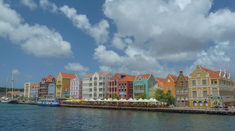 Atractivos turísticos de la isla de Curazao PJ2/N1ZZ