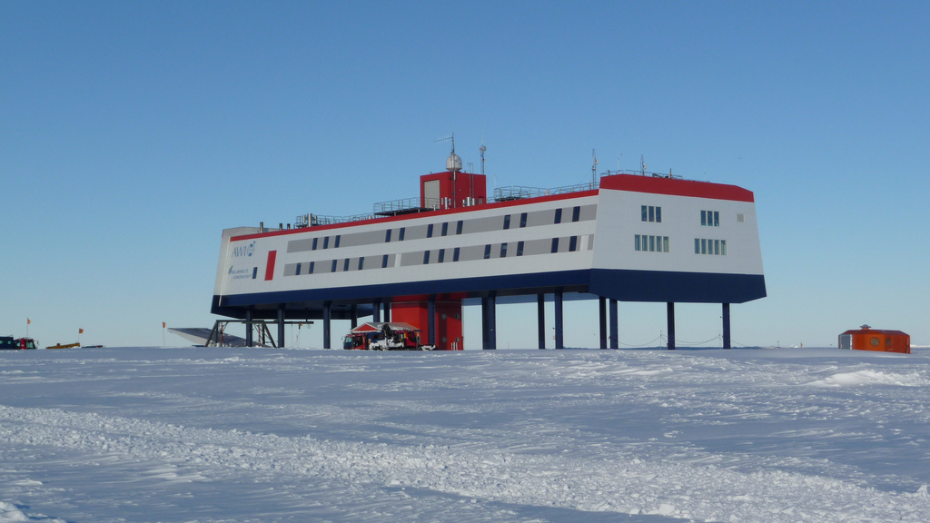 DH5CW - Neumayer Station III - Antarctica - News