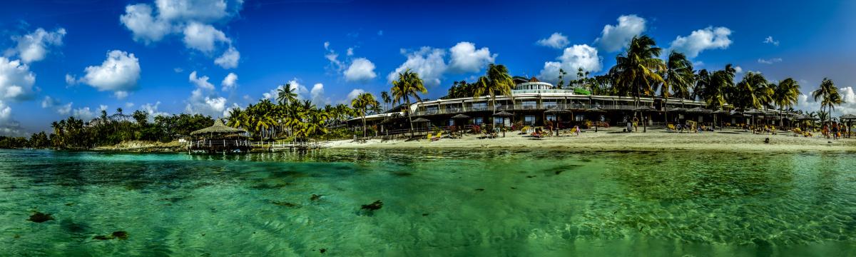 FM/DD0VR Пляж, Гостиница Бакуа, остров Мартиника. Туристические достопримечательности.
