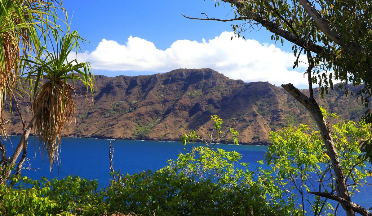 Атуона, остров Хива Оа, Маркизские острова, Французская Полинезия Атуона, остров Хива Оа, Маркизские острова, Французская Полинезия