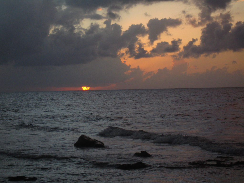 H7/RM0F H7/R4WAA H7/RZ3FW YN4RRC H7/RC5A Sunset, Big Corn Island, Corn Islands. Tourist attractions spot H7/RM0F H7/R4WAA H7/RZ3FW YN4RRC H7/RC5A Sunset, Big Corn Island, Corn Islands. Tourist attractions spot