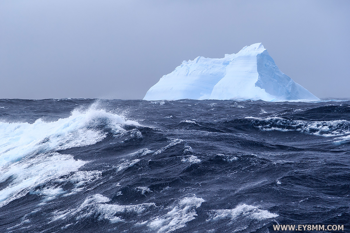 Iceberg on the way to South Africa Iceberg on the way to South Africa