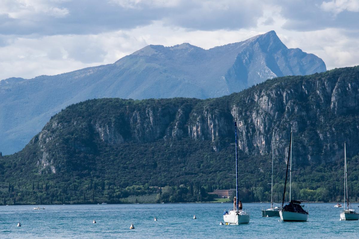 Озеро Гарда, Италия Озеро Гарда, Италия