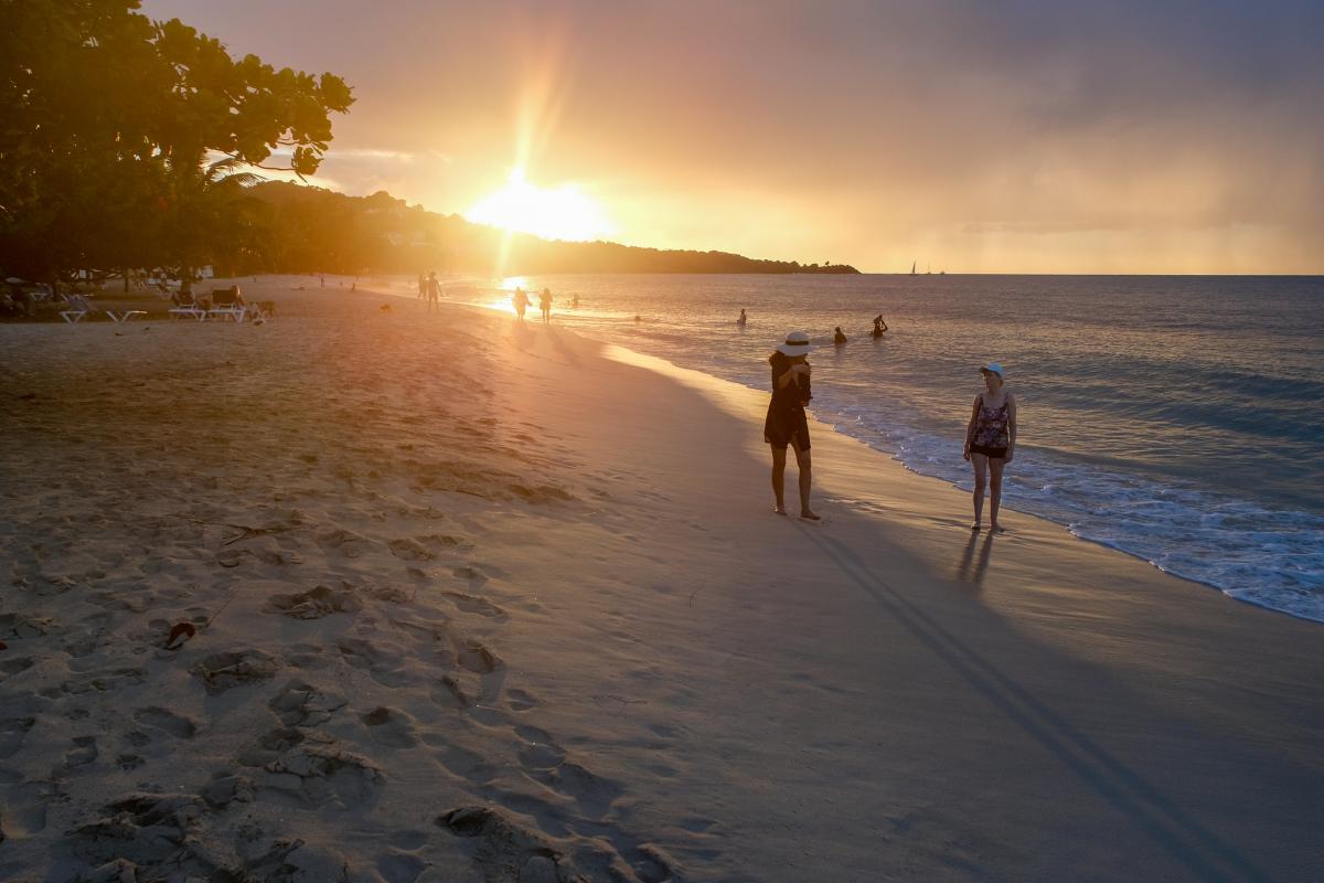 J38XB Grenada Island Tourist attractions spot