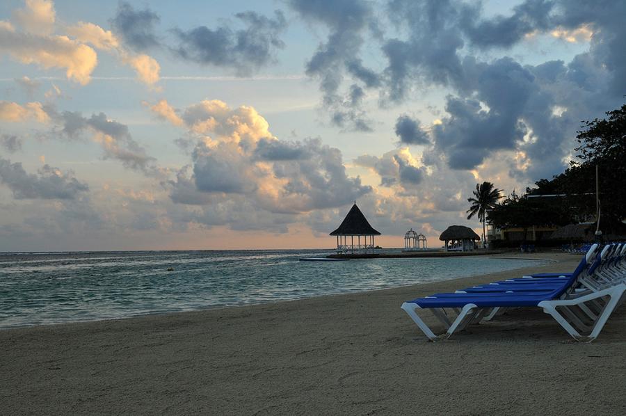 Jamaica 6Y5SGD Sunrise