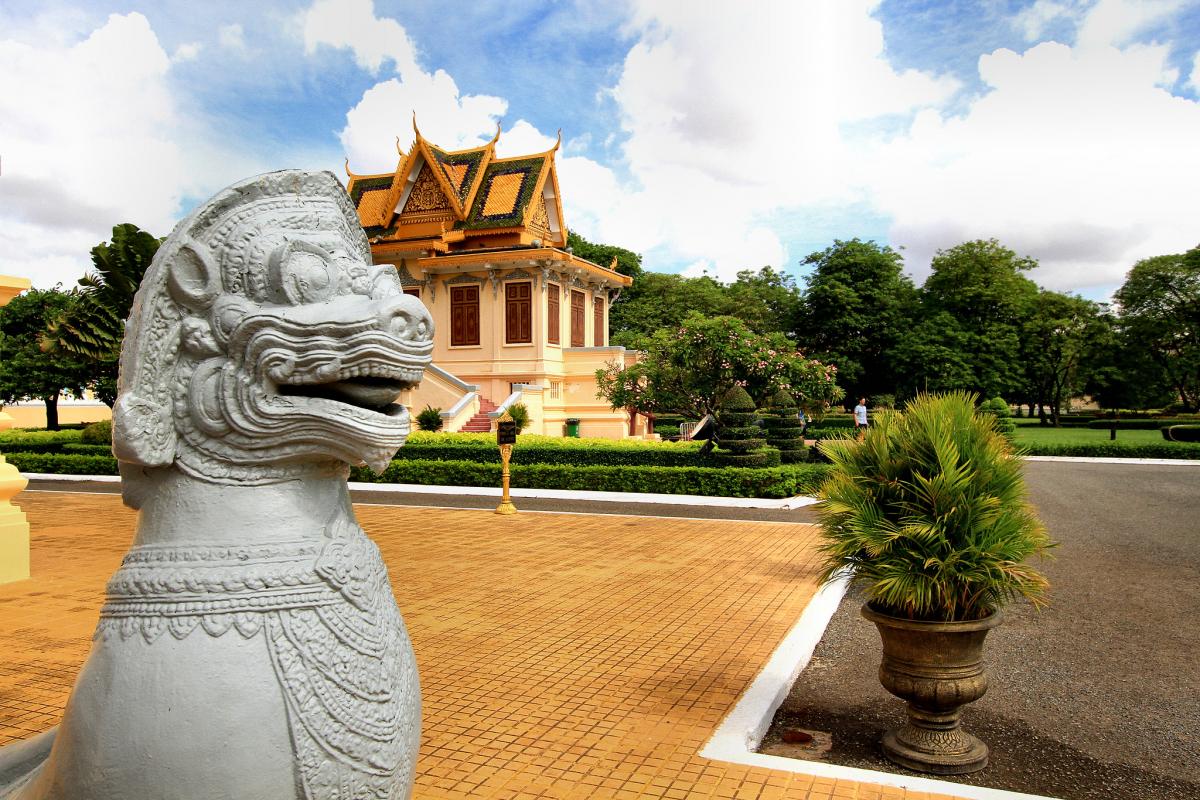 Королевский дворец, серебрянная падога, Пномпень, Камбоджа Королевский дворец, серебрянная падога, Пномпень, Камбоджа