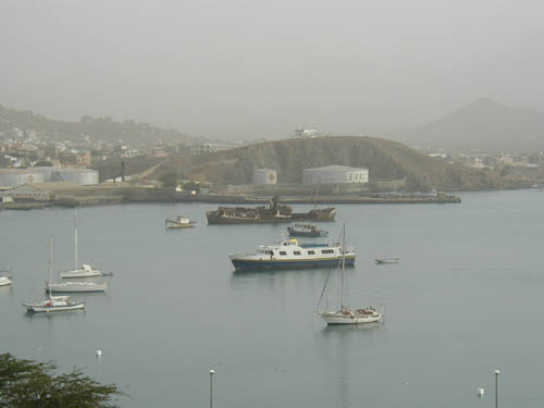 Минделу Остров Сан Висенти Кабо Верде Вид из шэка D44AC Минделу Остров Сан Висенти Кабо Верде Вид из шэка D44AC