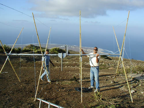 Монте Верде Остров Сан Висенти Кабо Верде Карлос D44AC Квадраты готовы к подъему. Монте Верде Остров Сан Висенти Кабо Верде Карлос D44AC Квадраты готовы к подъему.