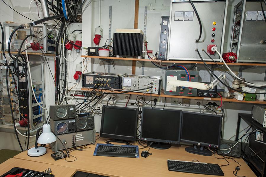 OL3Z Contest Station 23 cm operating position