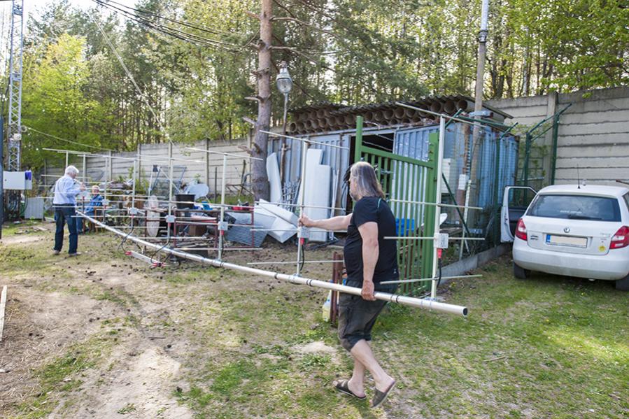 OL3Z Contest Station 8 Stack 4 element 144 mHz yagi