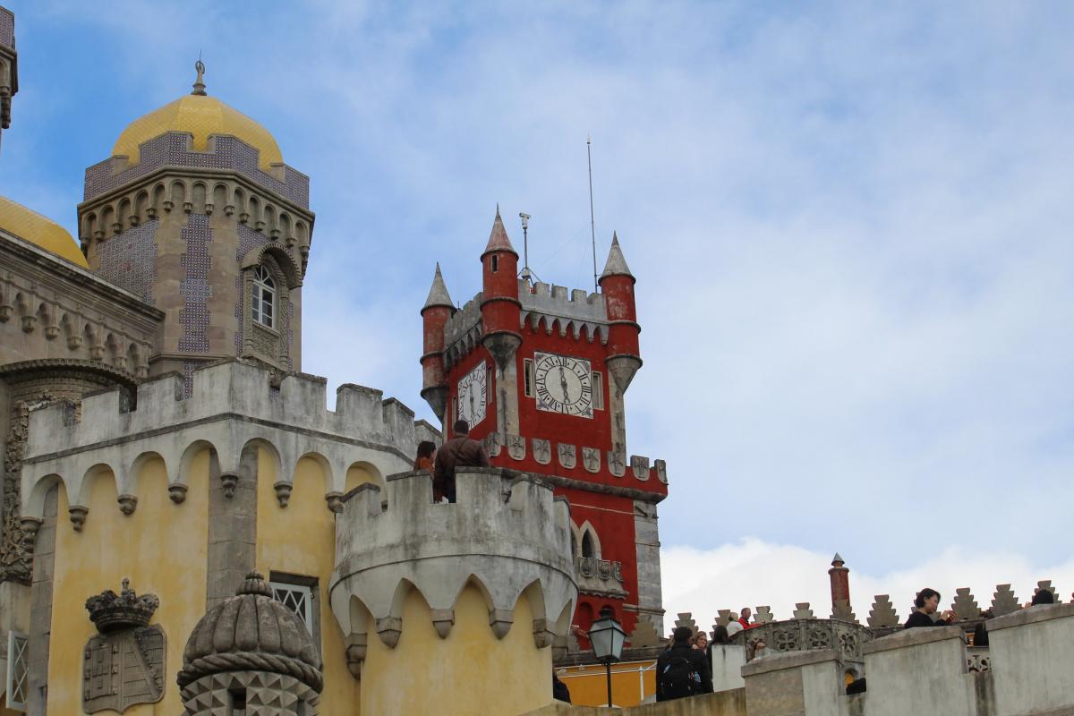 Мавританский замок, Синтра, Португалия Мавританский замок, Синтра, Португалия
