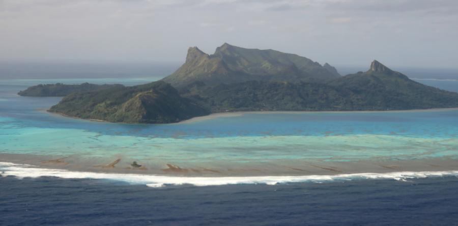 Остров Раиваваэ TX5T Туристические достопримечательности Горы и риф. 