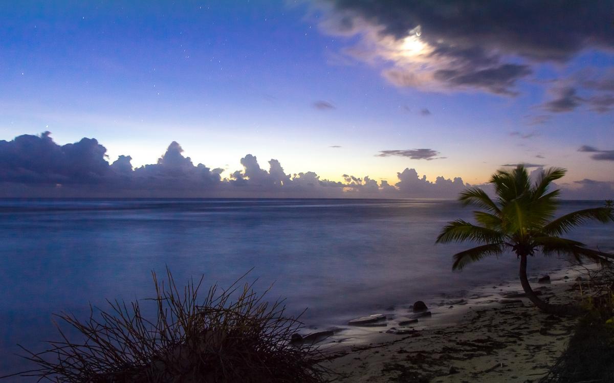 VK9CH Лунный свет, Кокосовые Килинг острова. DX Новости. VK9CH Лунный свет, Кокосовые Килинг острова. DX Новости.