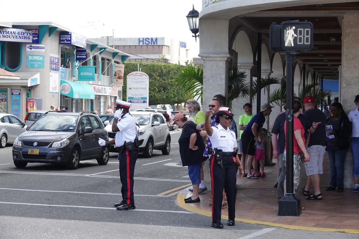 ZF2FD   ,  . DX Grand Cayman Island, Cayman Islands. DX News